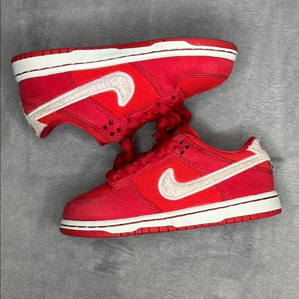 Nike Dunk Low Valentine’s Day Kids Red Sneakers Size 11C Heart Swoosh